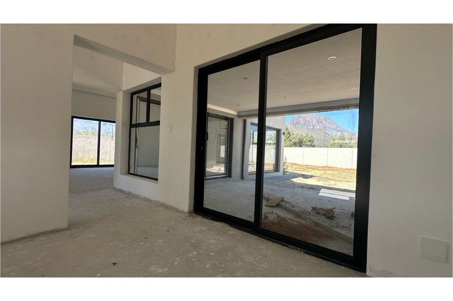 4 Bedroom Property for Sale in Paarl South Western Cape